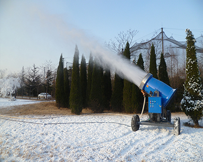 滑雪场造雪机具有优质的喷嘴雪质更好